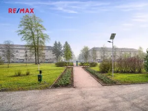 Pronájem bytu 1+kk, Milovice, Slepá, 25 m2