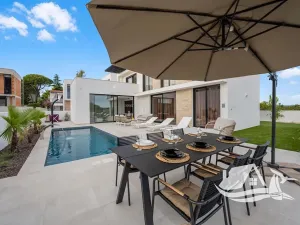 Prodej vily, Tribunj, Chorvatsko, 150 m2