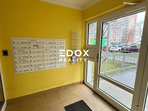 Pronájem bytu 3+1, Praha - Černý Most, Vybíralova, 79 m2