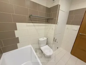 Pronájem bytu 2+1, Jindřichův Hradec, sídliště Vajgar, 62 m2