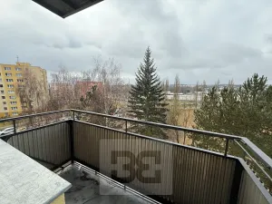 Pronájem bytu 2+1, Jindřichův Hradec, sídliště Vajgar, 62 m2