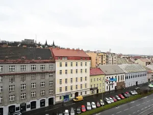 Pronájem bytu 2+kk, Praha - Karlín, Rohanské nábřeží, 77 m2