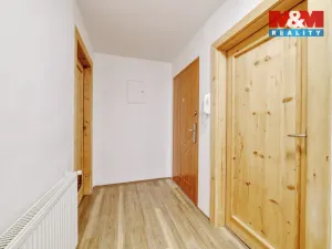 Prodej bytu 4+1, Cheb, Májová, 110 m2