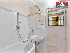 Prodej bytu 3+1, Liberec - Liberec VI-Rochlice, Gagarinova, 62 m2