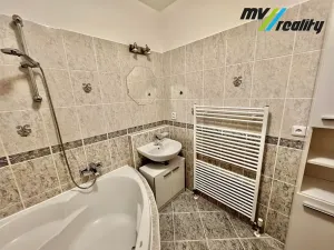 Pronájem bytu 2+kk, Liberec, Pastelová, 52 m2