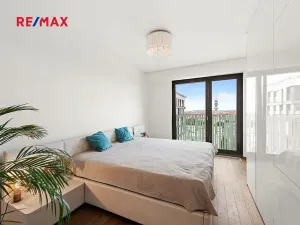 Pronájem bytu 2+kk, Praha - Žižkov, Olšanská, 71 m2