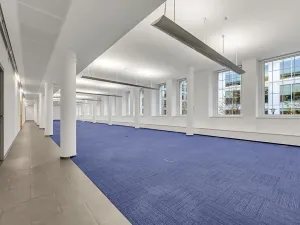 Pronájem kanceláře, Praha - Karlín, Křižíkova, 416 m2