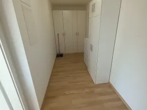 Pronájem bytu 1+kk, Praha - Hloubětín, Za černým mostem, 36 m2