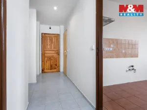 Prodej bytu 3+1, Srby, 72 m2