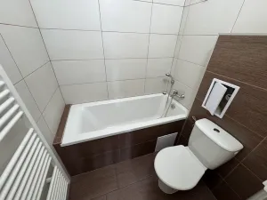 Pronájem bytu 2+kk, Jeseník, Masarykovo nám., 39 m2