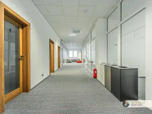 Pronájem kanceláře, Praha, Dopraváků, 240 m2