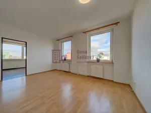 Pronájem bytu 3+1, Jindřichův Hradec, sídliště Vajgar, 68 m2