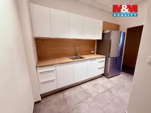 Pronájem kanceláře, Praha - Michle, U plynárny, 860 m2