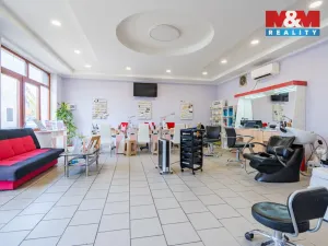 Prodej obchodního prostoru, České Velenice, třída Čsl. legií, 80 m2