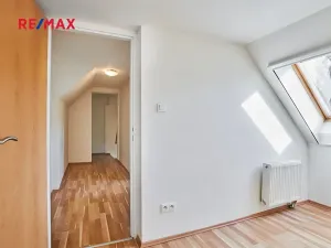 Prodej rodinného domu, Praha - Uhříněves, V kuťatech, 78 m2