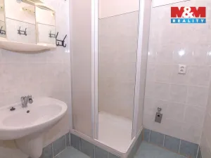 Prodej bytu 1+kk, Praha - Troja, Hnězdenská, 25 m2