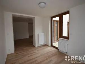 Pronájem bytu 2+kk, Brno, Churého, 41 m2