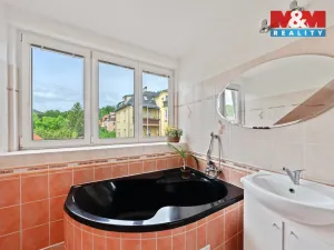 Pronájem bytu 2+1, Děčín - Děčín II-Nové Město, Lužická, 71 m2