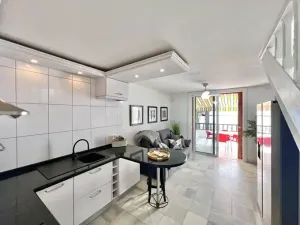 Prodej bytu 2+kk, Adeje, Španělsko, 73 m2