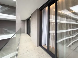 Pronájem bytu 2+kk, Praha - Holešovice, Komunardů, 60 m2