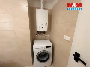 Pronájem bytu 2+kk, Praha - Sobín, Želetická, 62 m2