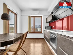 Pronájem bytu 2+kk, Pardubice - Polabiny, Labský Palouk, 74 m2