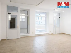 Pronájem obchodního prostoru, Hranice - Hranice I-Město, Svatoplukova, 52 m2