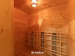 Prodej bytu 6+kk a větší, Praha - Břevnov, Kukulova, 230 m2