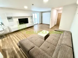 Pronájem bytu 1+kk, Břeclav, Lednická, 46 m2