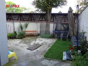 Pronájem bytu 1+kk, Praha - Holešovice, U papírny, 40 m2