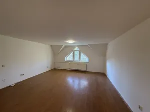 Pronájem bytu 2+kk, Hrádek nad Nisou, 1. máje, 61 m2