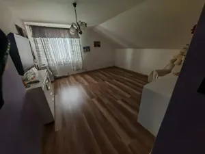 Prodej rodinného domu, Neumětely, V Chaloupkách, 230 m2