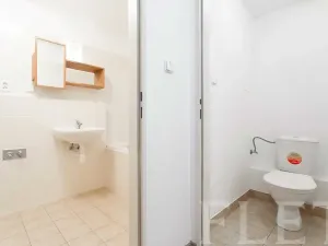 Prodej bytu 2+kk, Praha - Kbely, Herlíkovická, 50 m2