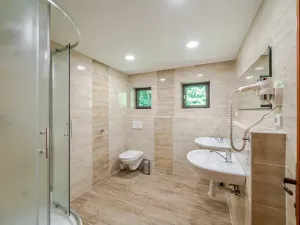 Prodej chaty, Bítov, 650 m2