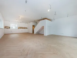 Prodej rodinného domu, Praha - Lhotka, U družstva Tempo, 186 m2