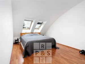Prodej bytu 2+kk, Praha - Radlice, Na Farkáně III, 60 m2