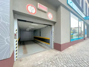 Pronájem kanceláře, Praha - Vysočany, Sokolovská, 184 m2