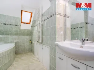 Prodej rodinného domu, Hradec Králové - Malšovice, Na Hrázce, 232 m2