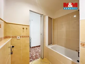 Pronájem bytu 2+1, Děčín - Děčín IX-Bynov, Kyjevská, 54 m2