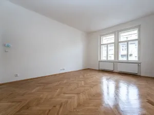 Pronájem bytu 2+kk, Praha - Nové Město, Lípová, 41 m2
