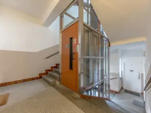 Prodej bytu 1+1, Praha - Podolí, Nedvědovo náměstí, 37 m2