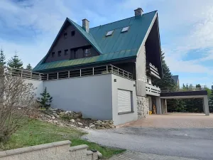 Prodej ubytování, Benecko, 635 m2