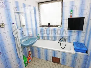 Prodej podílu rodinného domu, Zeleneč, Kasalova, 285 m2