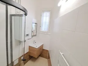 Pronájem bytu 2+kk, Praha - Nové Město, Vyšehradská, 43 m2