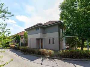 Prodej rodinného domu, Úholičky, Nade Dvorem, 192 m2