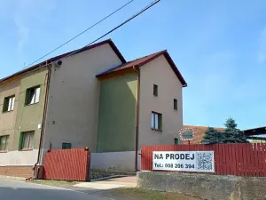 Prodej komerční nemovitosti, Borotice, 282 m2