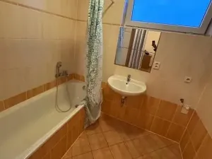 Pronájem bytu 2+kk, Praha - Černý Most, Půdova, 58 m2