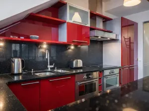 Pronájem bytu 6+kk a větší, Praha - Holešovice, Strojnická, 168 m2