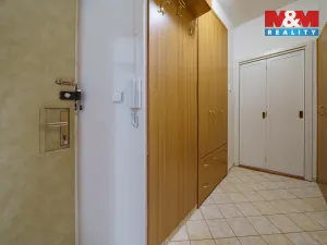 Pronájem bytu 2+1, Cheb, Kasární náměstí, 54 m2