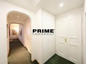 Pronájem bytu 3+1, Praha - Nové Město, Odborů, 87 m2